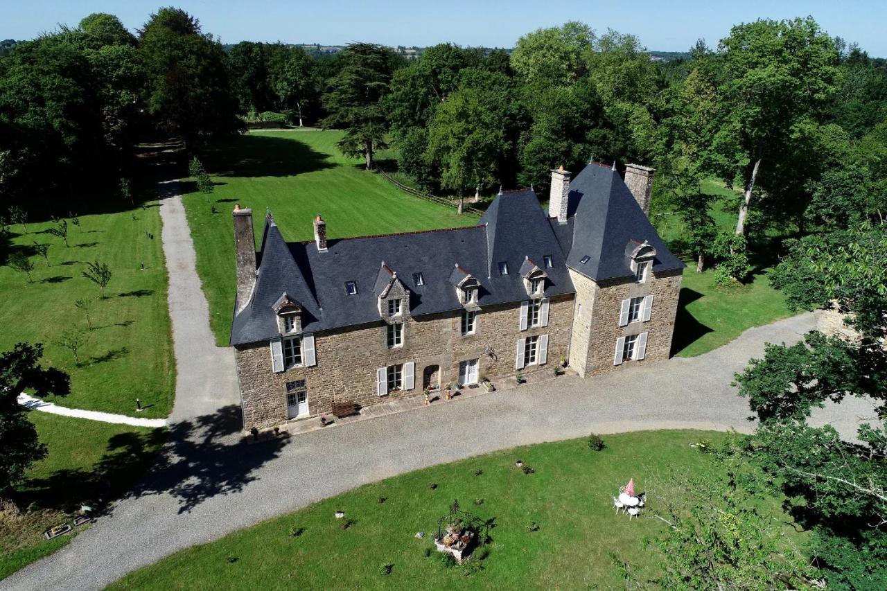 Chambres D'Hotes Chateau De La Croix Chemin Saint-Leger-des-Pres 외부 사진