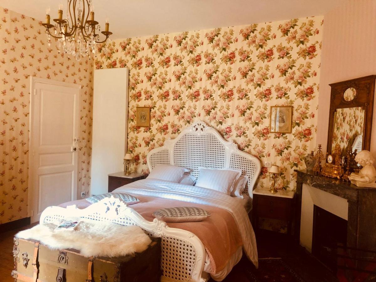 Chambres D'Hotes Chateau De La Croix Chemin Saint-Leger-des-Pres 외부 사진