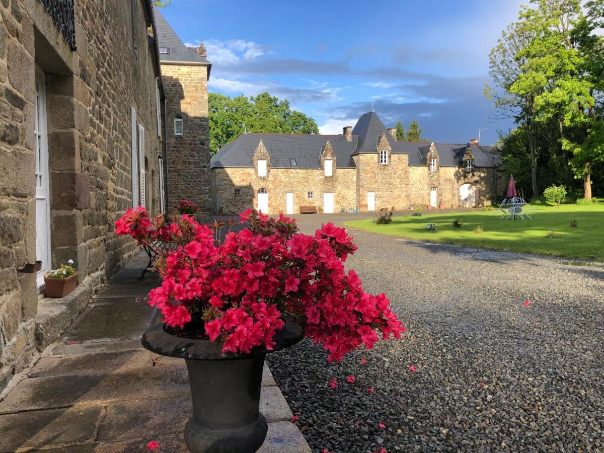 Chambres D'Hotes Chateau De La Croix Chemin Saint-Leger-des-Pres 외부 사진