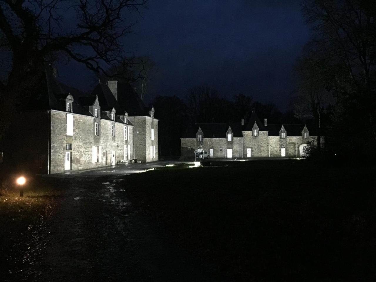 Chambres D'Hotes Chateau De La Croix Chemin Saint-Leger-des-Pres 외부 사진