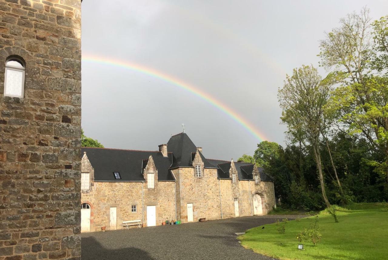 Chambres D'Hotes Chateau De La Croix Chemin Saint-Leger-des-Pres 외부 사진